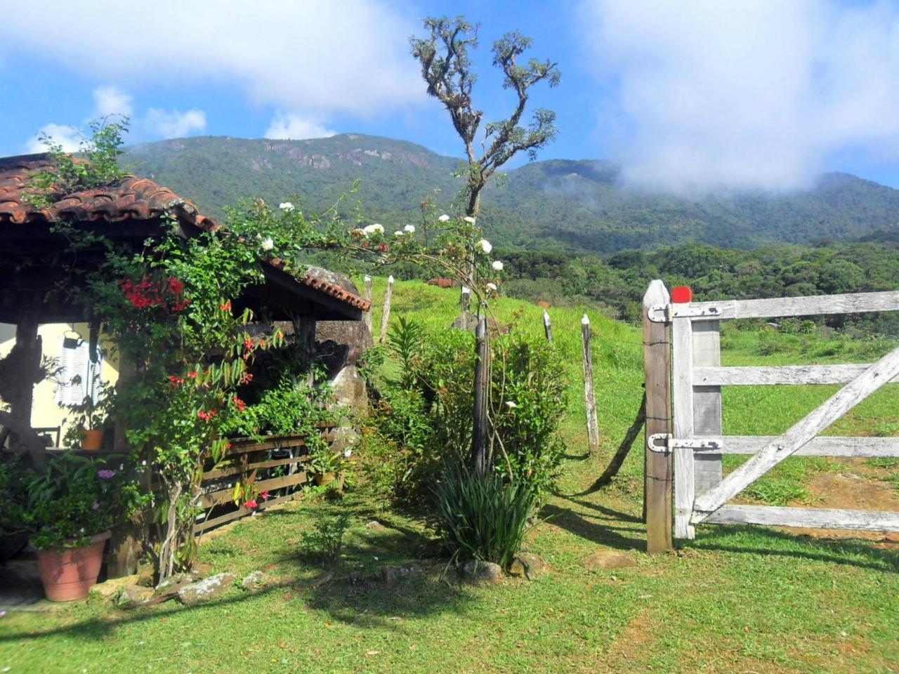 Willa Fazenda Monte Verde A Morada Do Muriqui São Francisco Xavier Zewnętrze zdjęcie